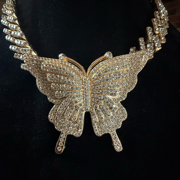 Big butterfly choker pendant, diamond encrusted, 
Cuban link chain hip hop - Picture 2 of 13